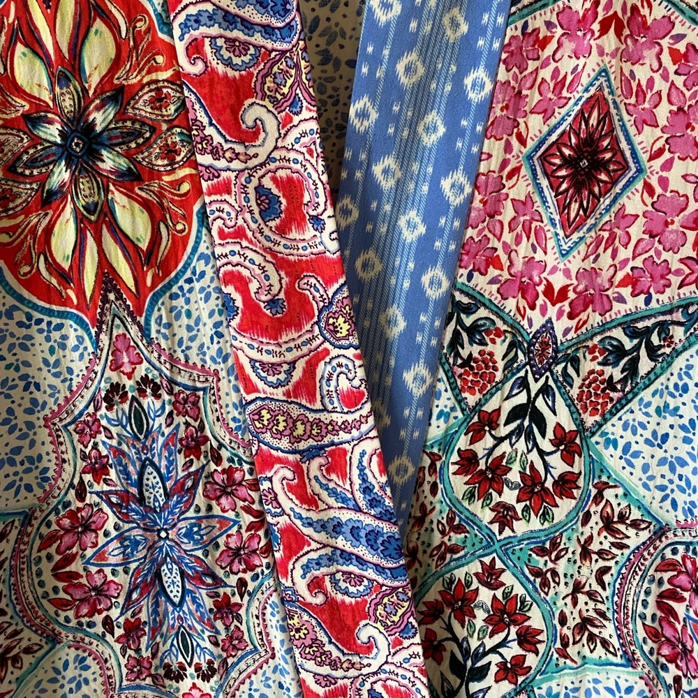 GAP Mixed Print High-Low Kimono Top - Picture 5 of 9